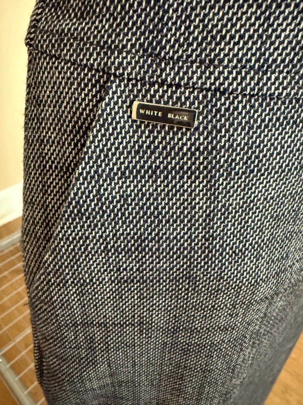 WHBM Navy Tweed Pencil Skirt - Picture 3 of 6